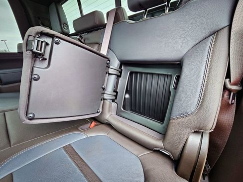 Certified 2022 GMC Sierra 3500 Denali image 38