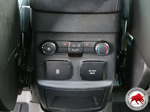 Used 2016 Ford Explorer Limited w/ Equipment Group 301A FWD image 18