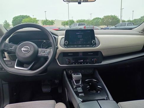 Used 2023 Nissan Rogue SV FWD image 13