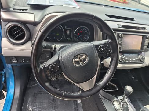 Used 2017 Toyota RAV4 Limited AWD/4WD image 11