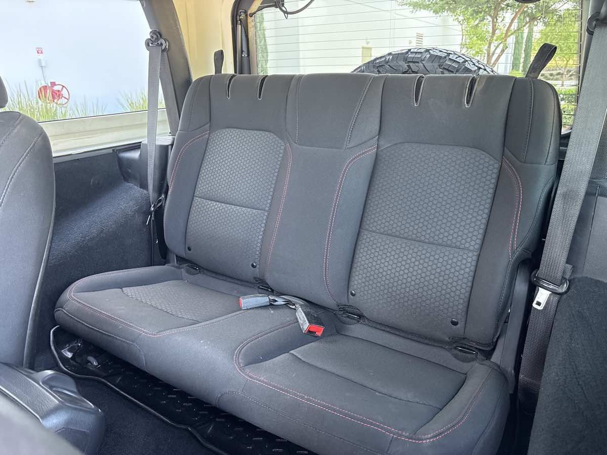 Used 2019 Jeep Wrangler Rubicon AWD/4WD image 16