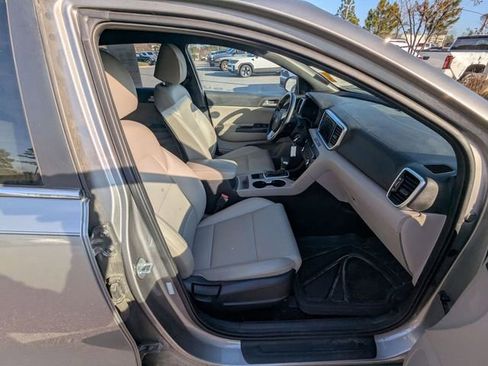 Used 2021 Kia Sportage S image 15