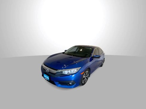 Used 2017 Honda Civic EX-T image 3