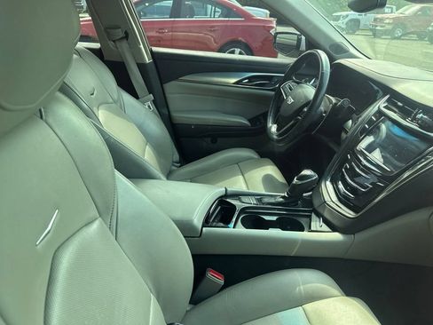 Used 2019 Cadillac CTS Luxury RWD image 5