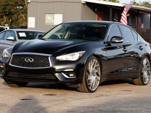 Used 2021 INFINITI Q50 Luxe w/ Seat & Sound Package image 3