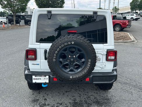 Used 2023 Jeep Wrangler Unlimited w/ Sun & Screen Package AWD/4WD image 4