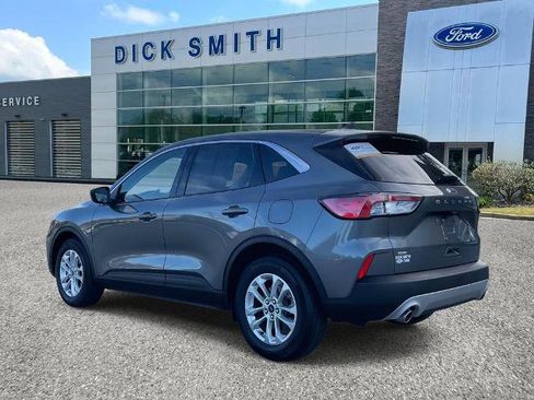 Certified 2022 Ford Escape SE w/ Convenience Package image 4