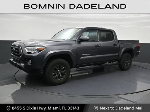 Used 2023 Toyota Tacoma SR5 RWD image 1