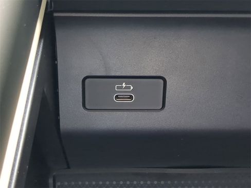 New 2026 BMW X5 M60i image 23