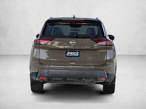 Used 2024 Nissan Rogue SL w/ SL Premium Package image 6