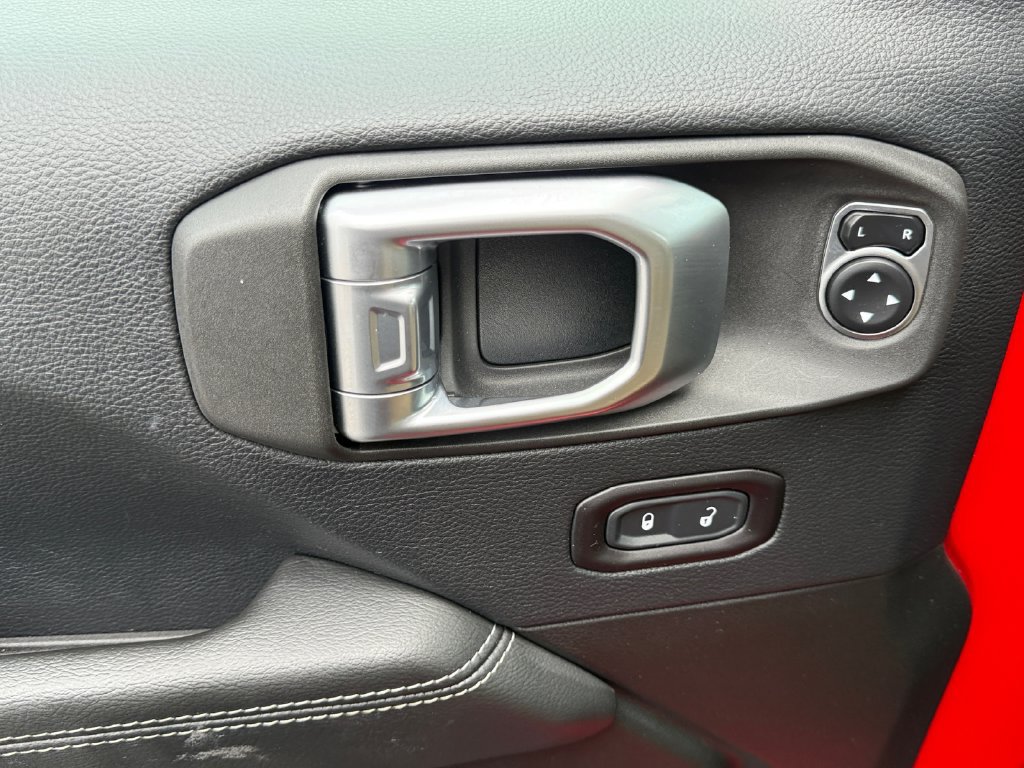 Used 2019 Jeep Wrangler Rubicon w/ Safety Group AWD/4WD image 11
