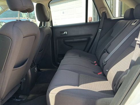 Used 2010 Ford Edge SE FWD image 9