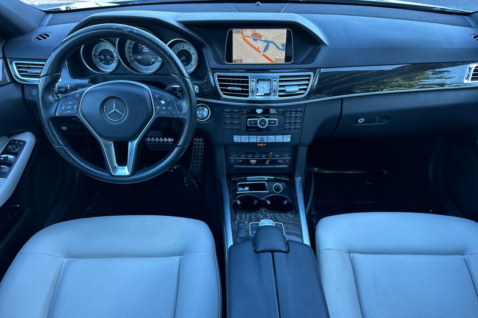 Used 2015 Mercedes-Benz E 350 Sedan image 15