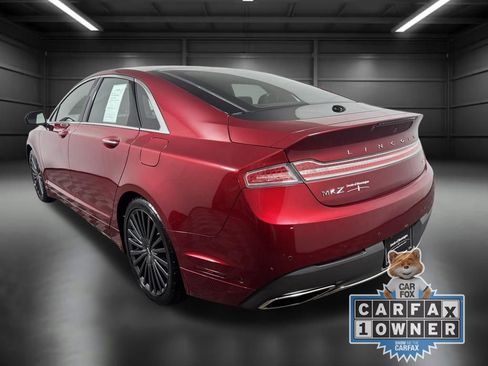 Used 2017 Lincoln MKZ Reserve w/ Technology Package FWD image 4