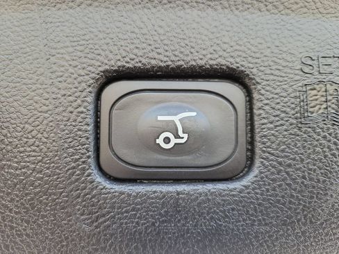 Used 2024 Ford Edge SEL w/ Convenience Package AWD/4WD image 10