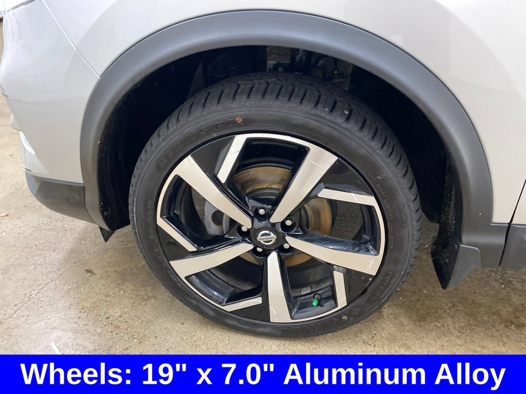 Used 2020 Nissan Rogue Sport SL AWD/4WD image 14