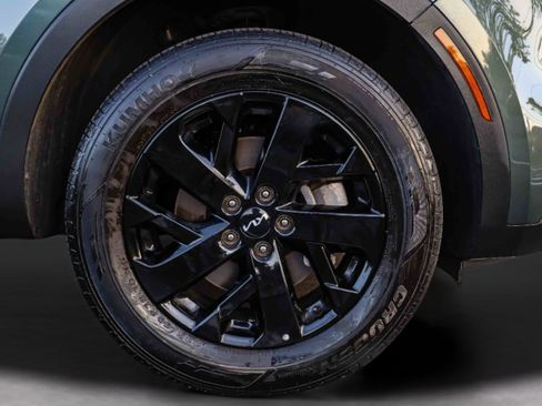 Certified 2023 Kia Sorento S AWD/4WD image 29