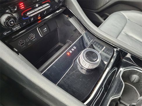 Certified 2023 Jeep Grand Cherokee Limited image 12