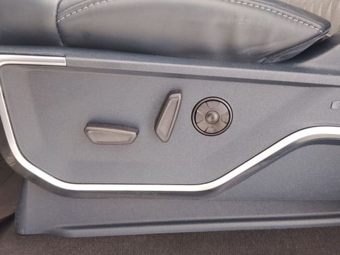 Certified 2024 Ford F250 Limited w/ FX4 Off-Road Package image 11