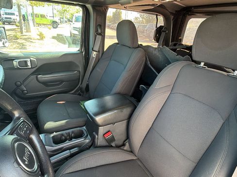 Used 2023 Jeep Wrangler Sport AWD/4WD image 17
