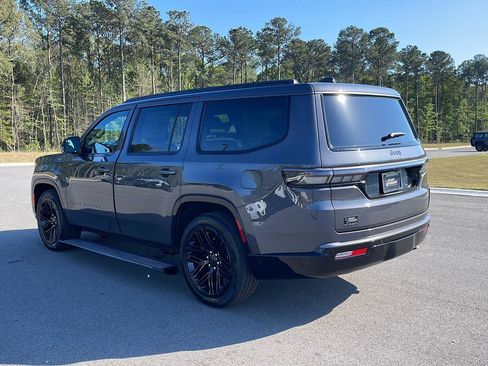 New 2026 Jeep Grand Wagoneer Limited AWD/4WD image 5