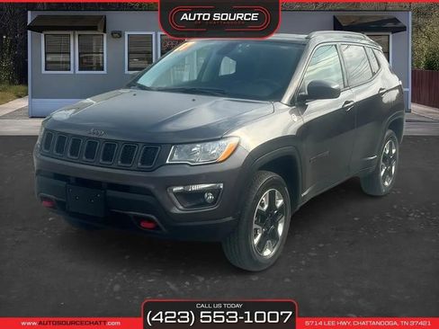 Used 2017 Jeep Compass Trailhawk w/ Navigation Group image 3
