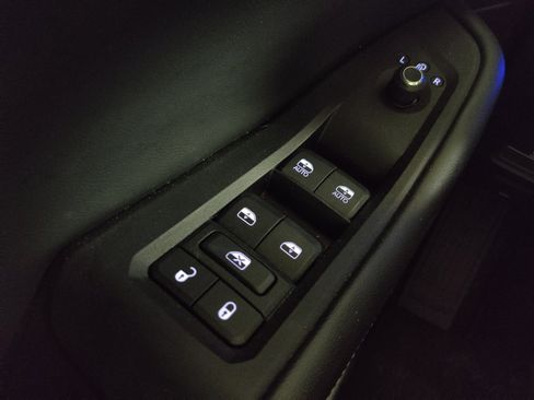 Used 2022 Jeep Grand Cherokee Limited 4xe AWD/4WD image 27