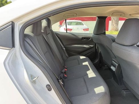 Used 2024 Toyota Corolla LE FWD image 31