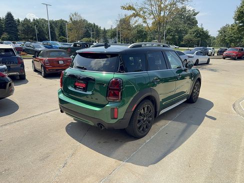 Used 2024 MINI Cooper Countryman S w/ Premium Package AWD/4WD image 4