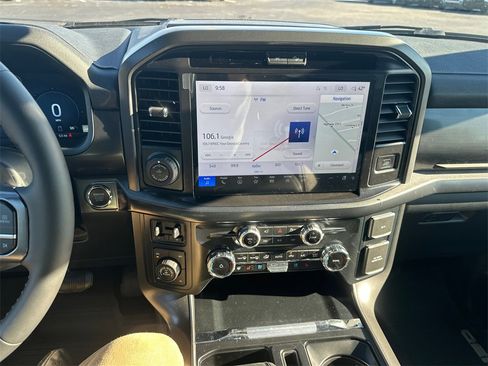 New 2025 Ford F150 Lariat w/ Equipment Group 501A Mid image 24