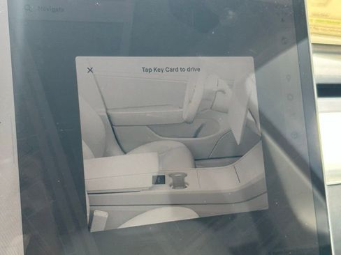 Used 2023 Tesla Model Y Performance image 39