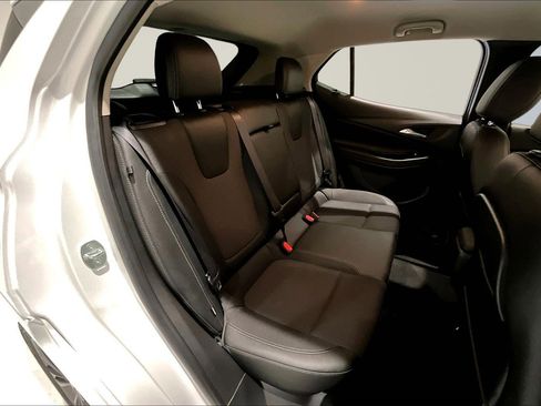 Used 2022 Buick Encore GX Select w/ Sport Touring Package image 24