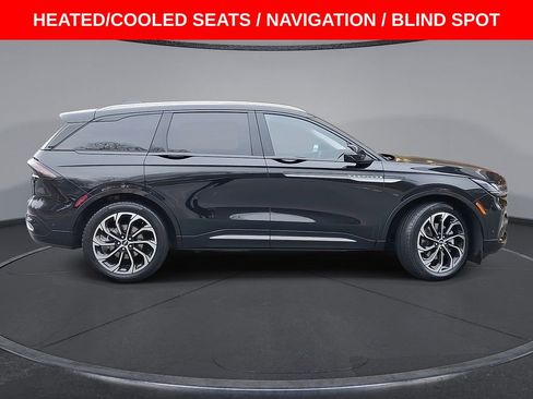 Used 2024 Lincoln Nautilus Reserve w/ Equipment Group 202A image 26