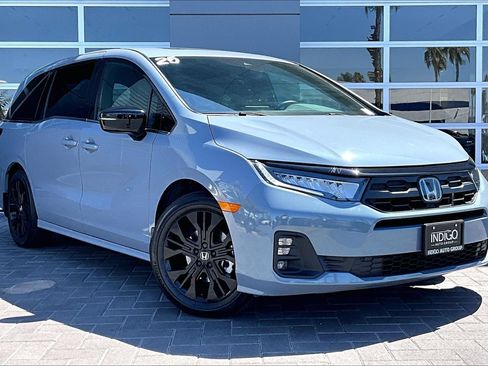 Used 2025 Honda Odyssey Sport-L image 3