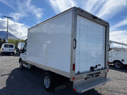 Used 2020 Ford Transit 350 RWD image 5