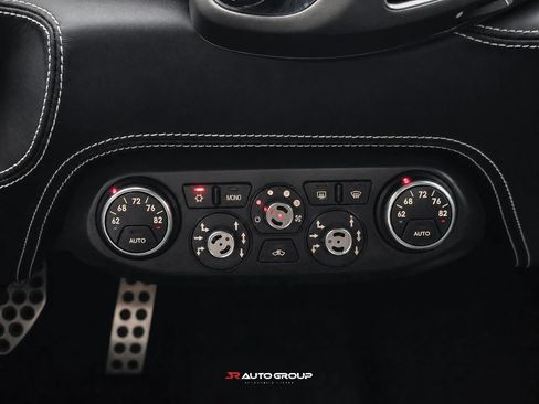 Used 2015 Ferrari 458 Italia Coupe RWD image 44