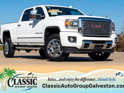 Used 2016 GMC Sierra 2500 Denali w/ Suspension Package, Off-Road