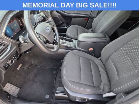 Used 2024 Ford Escape Active w/ Cold Weather Package FWD image 6