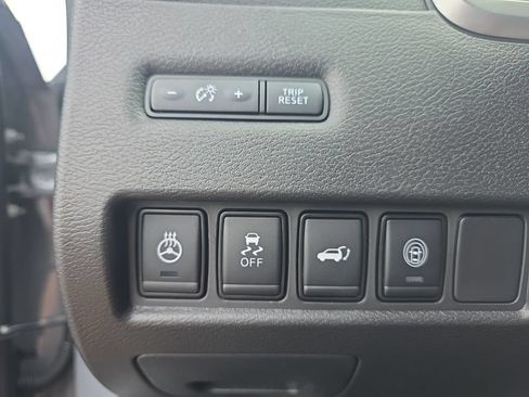 Used 2023 Nissan Murano SL AWD/4WD image 16