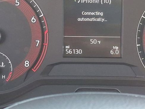 Used 2021 Volkswagen Jetta SE w/ SE Cold Weather Package image 21