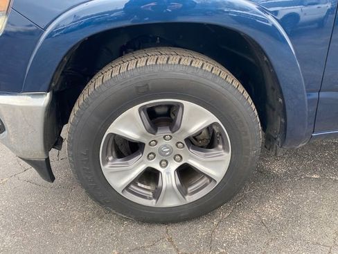 Used 2020 RAM 1500 Laramie AWD/4WD image 18