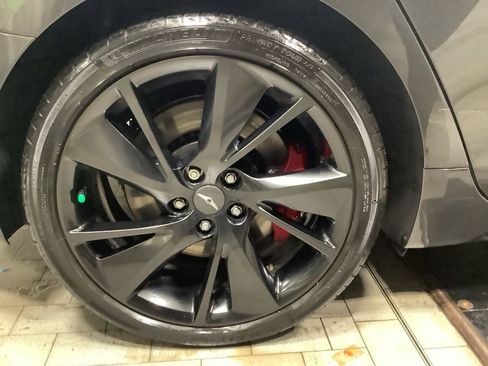 Used 2023 Genesis G70 3.3T w/ Sport Prestige Package image 27