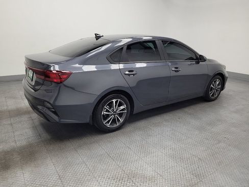 Used 2023 Kia Forte LXS FWD image 10