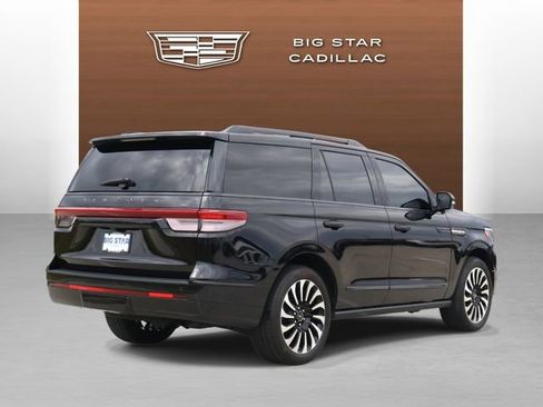 Used 2022 Lincoln Navigator Black Label AWD/4WD image 5