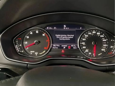Used 2020 Audi Q5 2.0T Premium AWD/4WD image 18