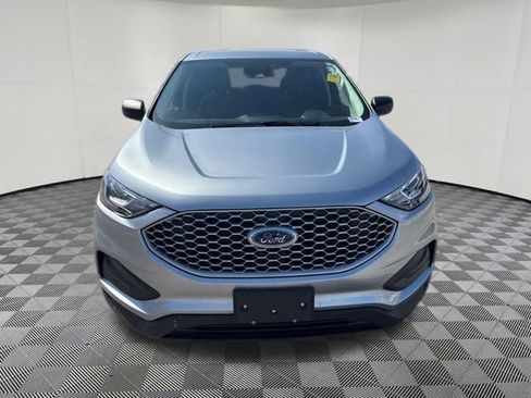 Used 2024 Ford Edge SE image 10