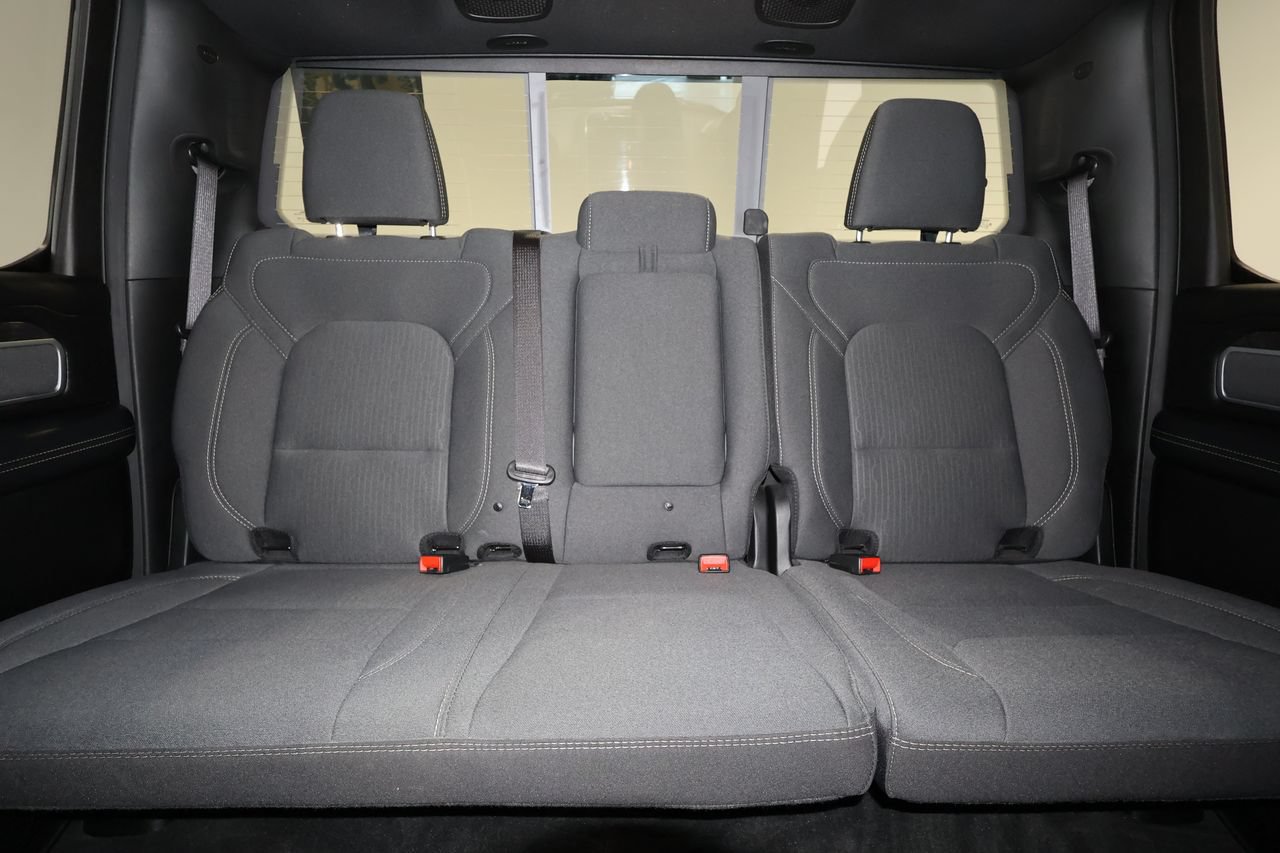 Used 2023 RAM 1500 Big Horn AWD/4WD image 31