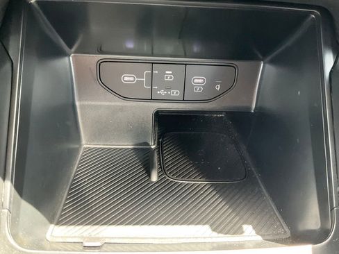 Used 2025 Kia Sorento S AWD/4WD image 22