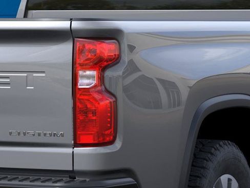 New 2026 Chevrolet Silverado 2500 Custom w/ Custom Value Package AWD/4WD image 11