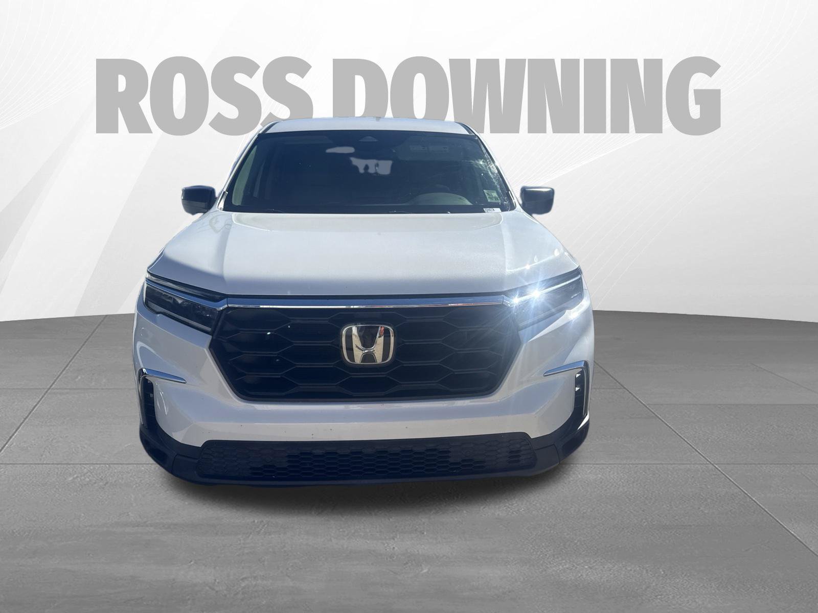 Used 2023 Honda Pilot LX image 2